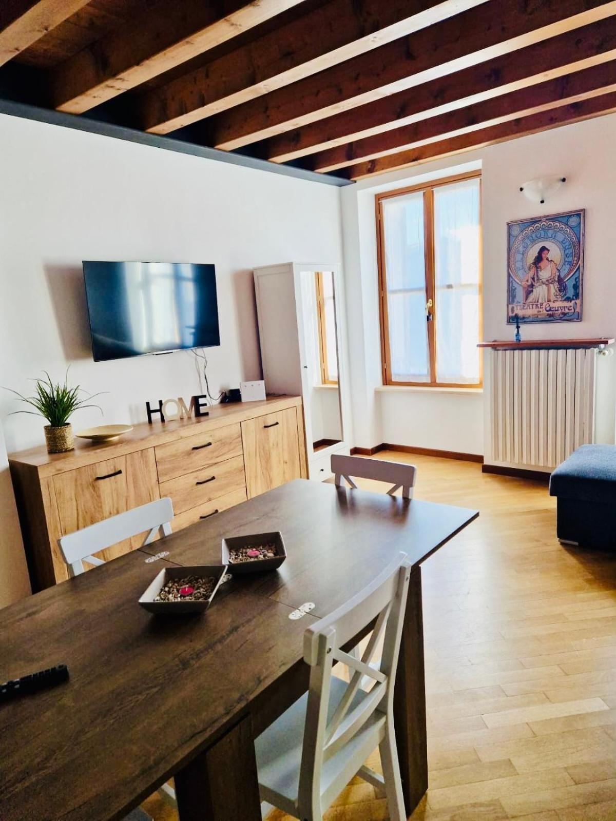 Casa Linda - Valeggio Sul Mincio Apartment Bagian luar foto
