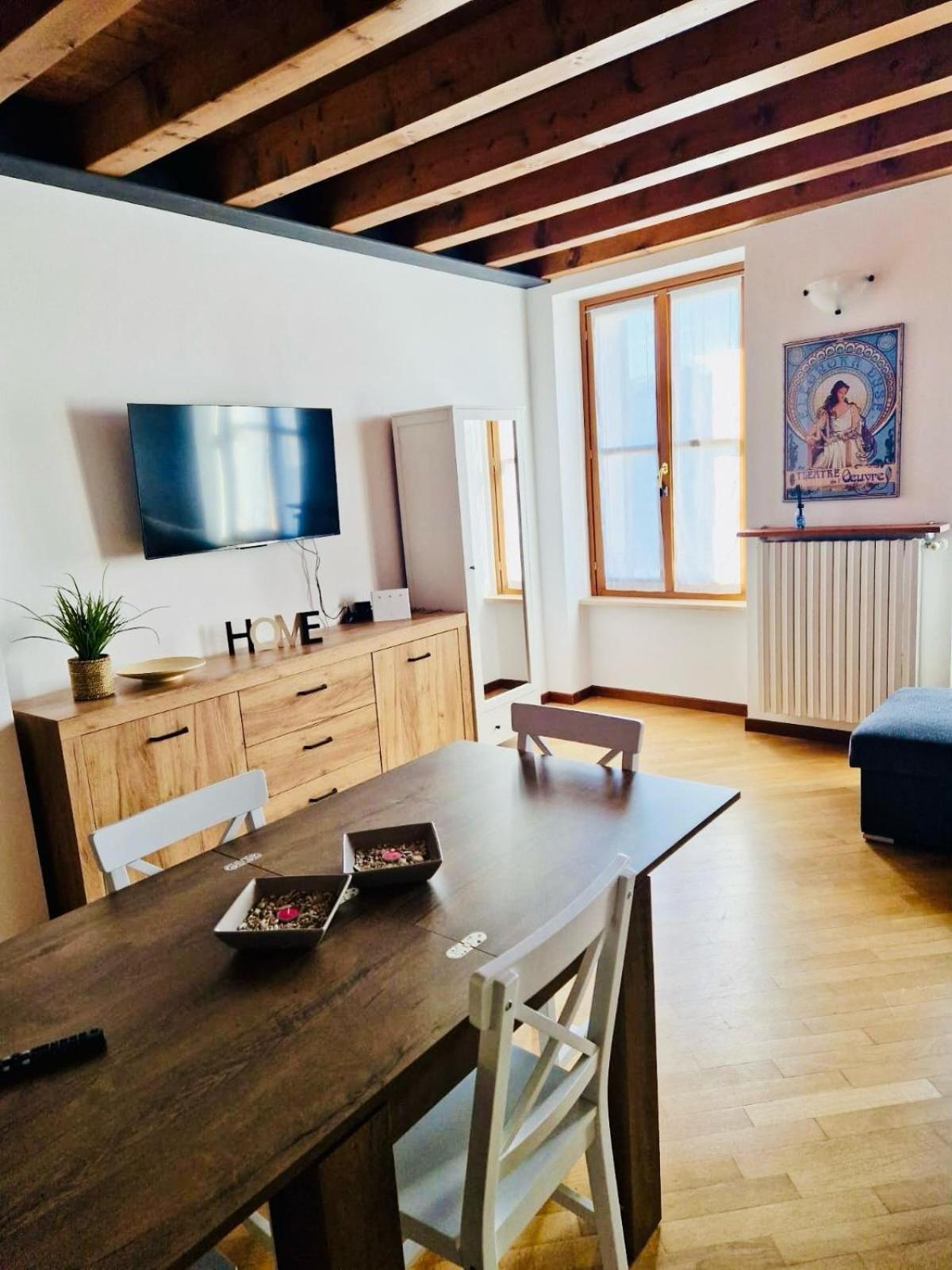Casa Linda - Valeggio Sul Mincio Apartment Bagian luar foto